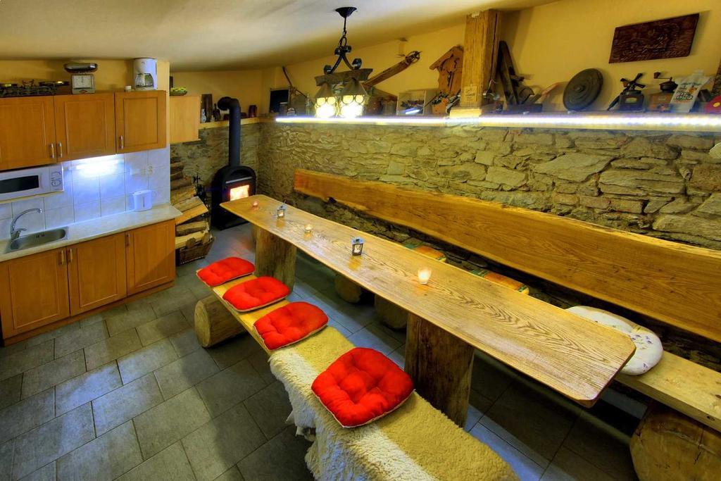 Penzion Nemílek Kolinec Esterno foto